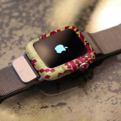 Apple_Watch 4 (44mm)_Nastaliq_5_4